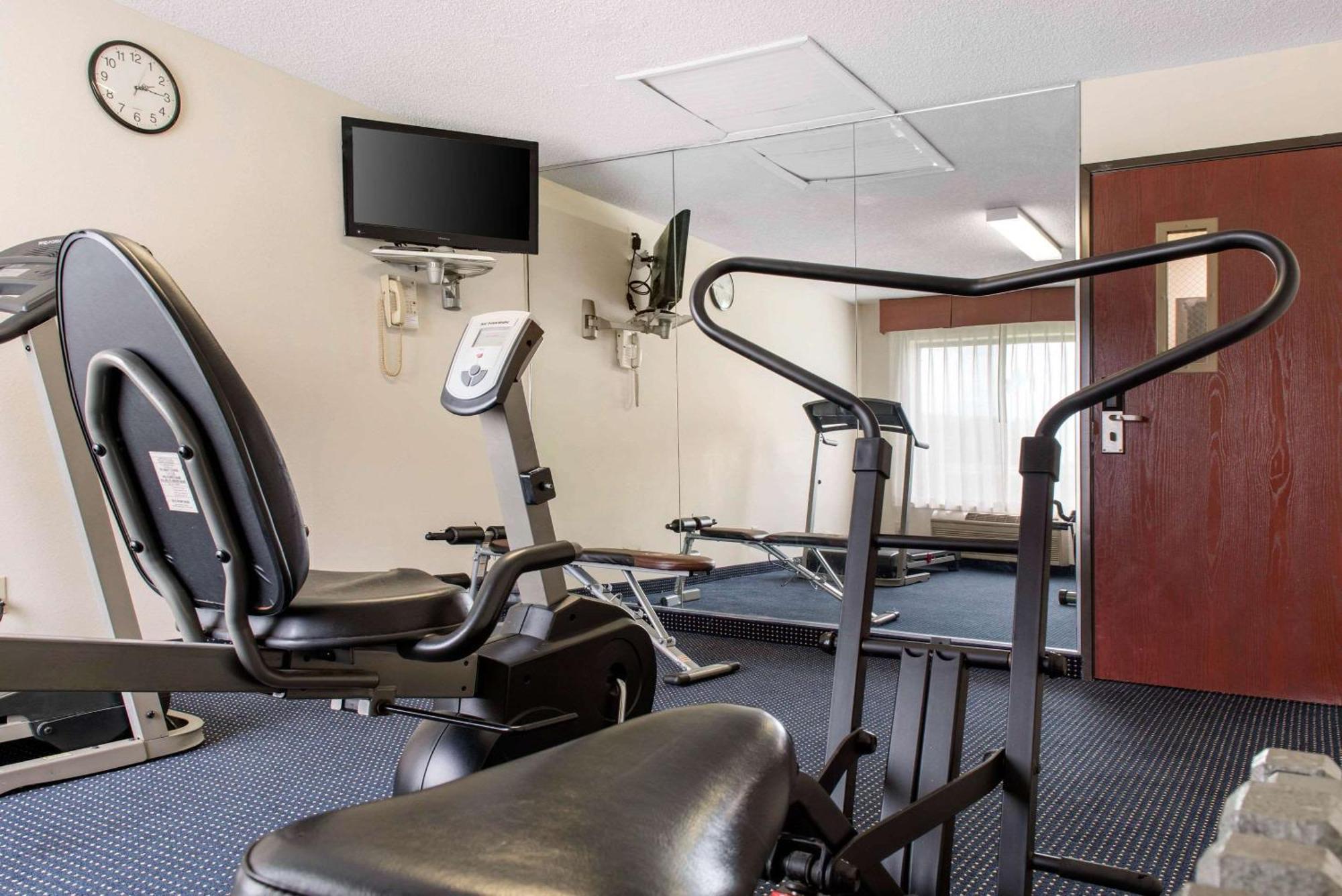 Quality Inn & Suites Anderson I-69 Екстериор снимка